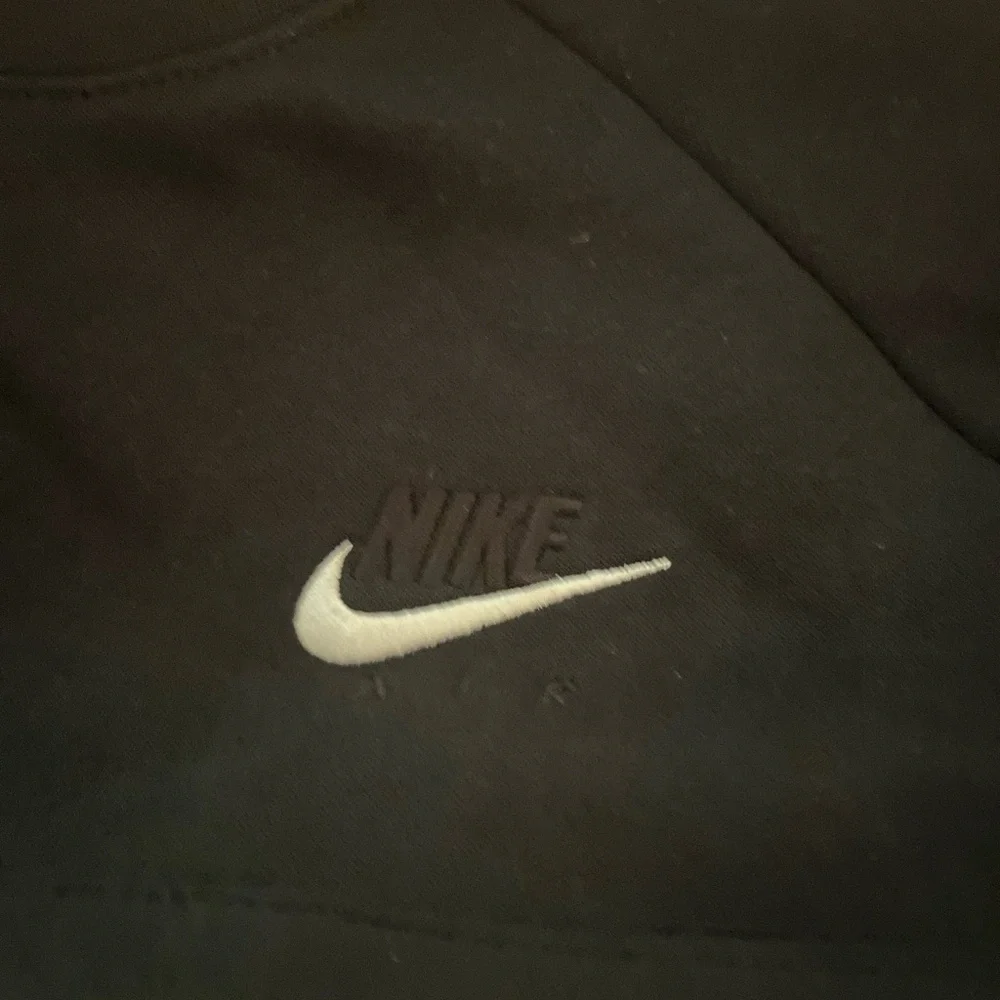 Nike Air boys crew neck sweatshirt size medium